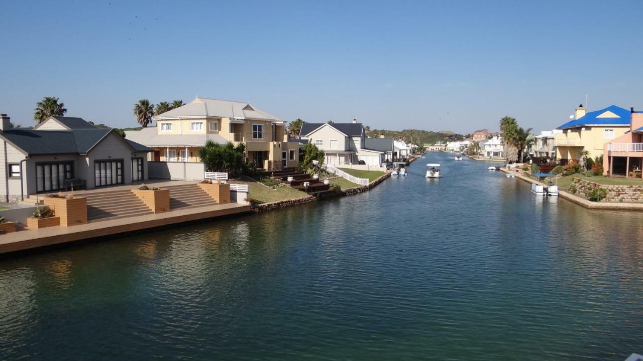 Waterside Living Can05 제프리스 베이 외부 사진